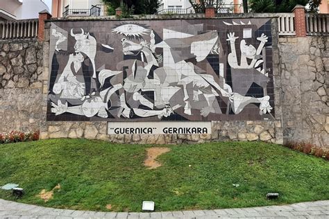  Le Guernica! Un Monument à la Souffrance et à la Résistance Face au Chaos